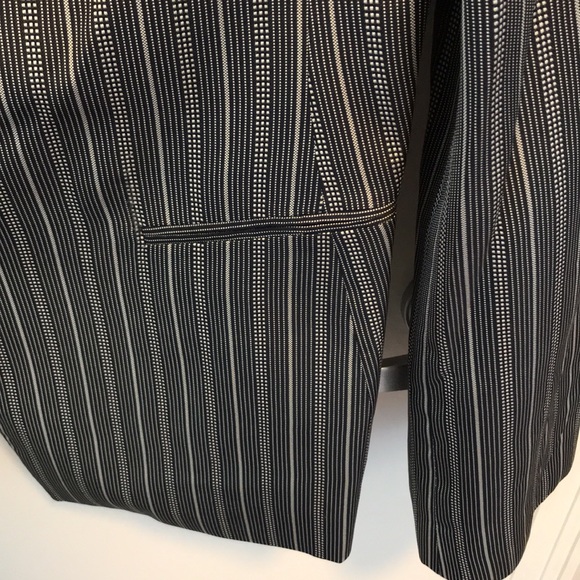 Giorgio Armani silk jacket - Picture 5 of 16